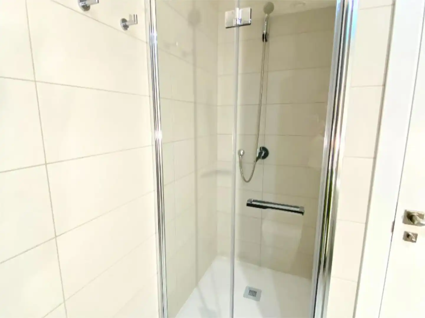 Baño de Piso en venta en Torrevieja con Aire acondicionado, Jardín privado y Terraza