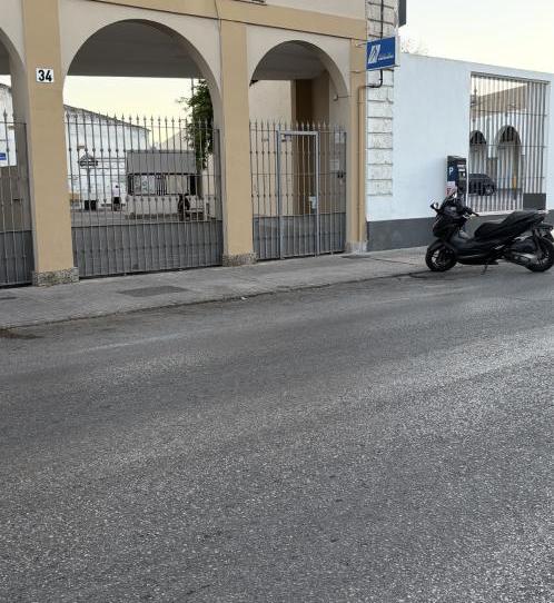 Garatge en venda a Calle Zaragoza, 9, Plaza de Toros, Cádiz - imatge 1 Foto 1 de Garatge en venda a Calle Zaragoza, 9, Plaza de Toros, Cádiz