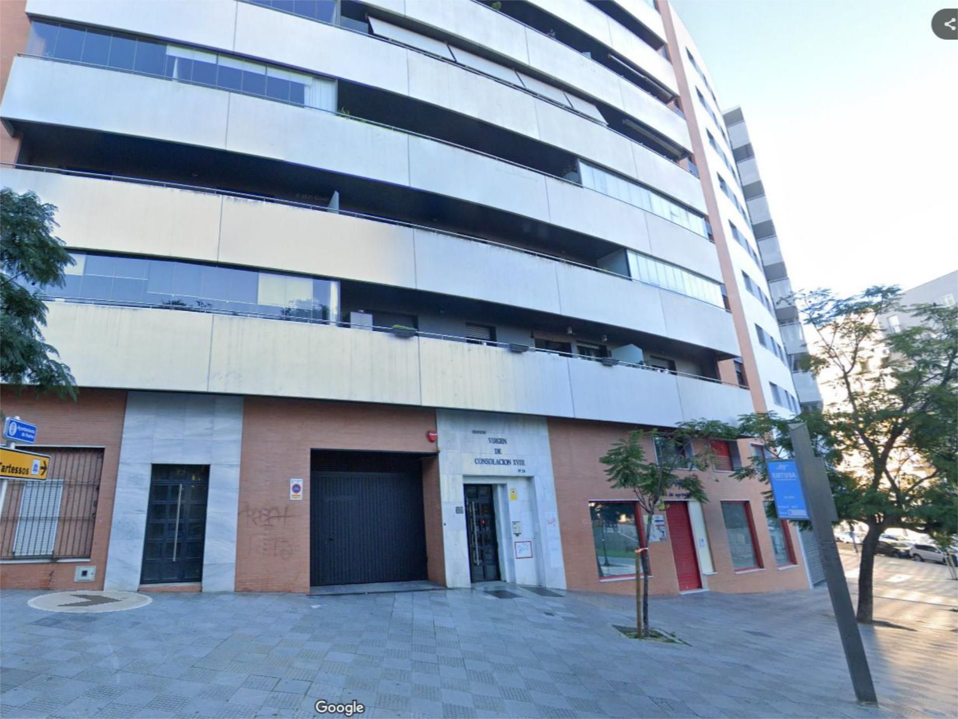 Vista exterior de Pis en venda en  Huelva Capital amb Moblat i Aparcament comunitari