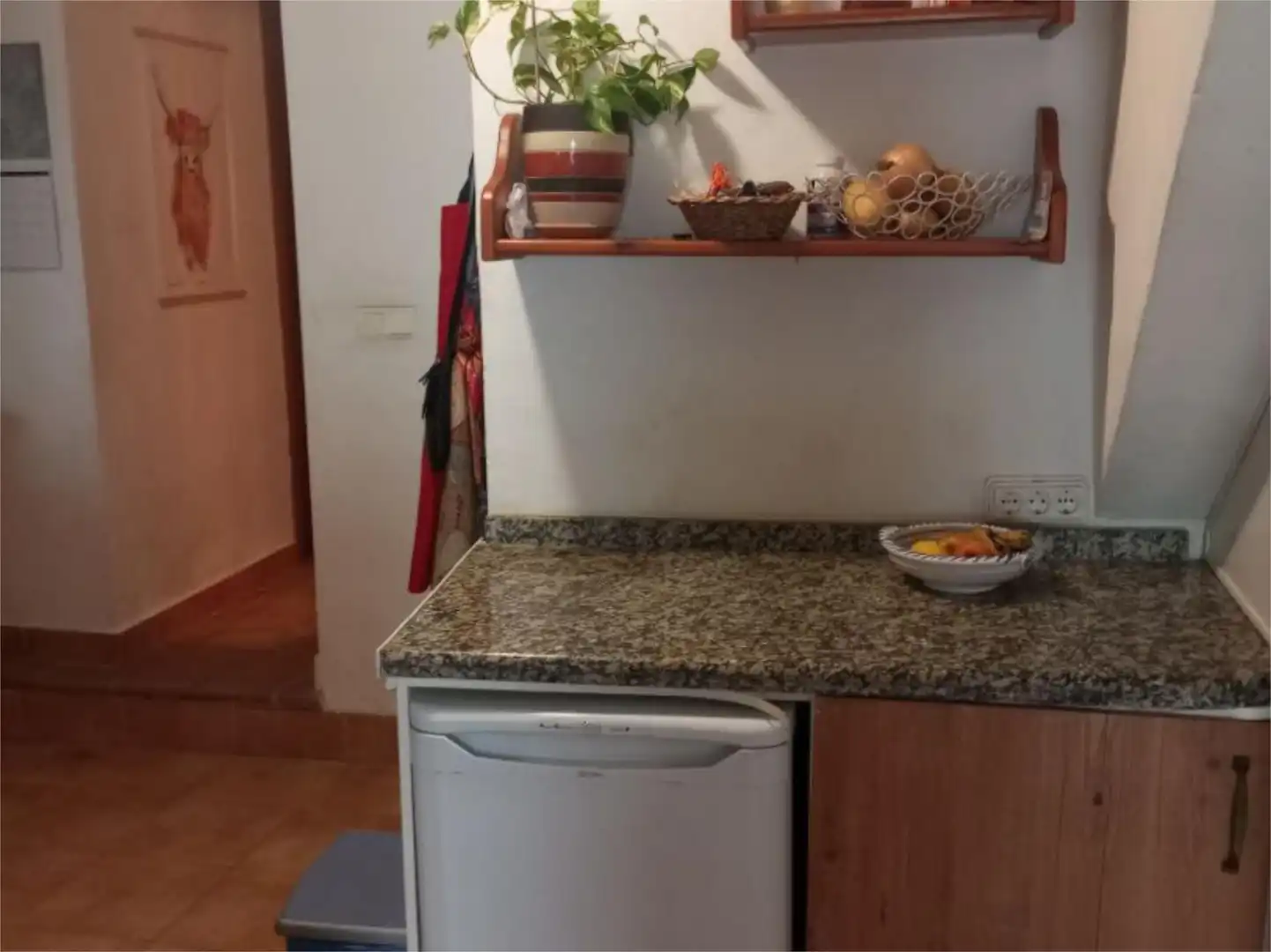 Casa adosada en venda a Calle San Antonio, 25, Casco Antiguo - Sta. Cruz - Ayuntamiento Cuina de Casa adosada en venda en Alicante / Alacant amb Aire condicionat, Calefacció i Terrassa