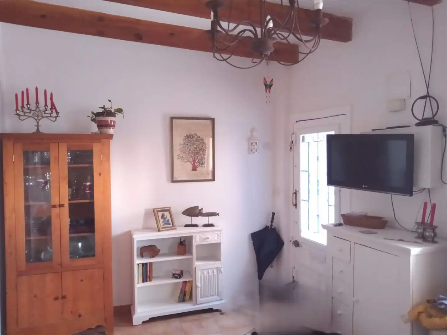 Casa adosada en venda a Calle San Antonio, 25, Casco Antiguo - Sta. Cruz - Ayuntamiento Sala d'estar de Casa adosada en venda en Alicante / Alacant amb Aire condicionat, Calefacció i Terrassa