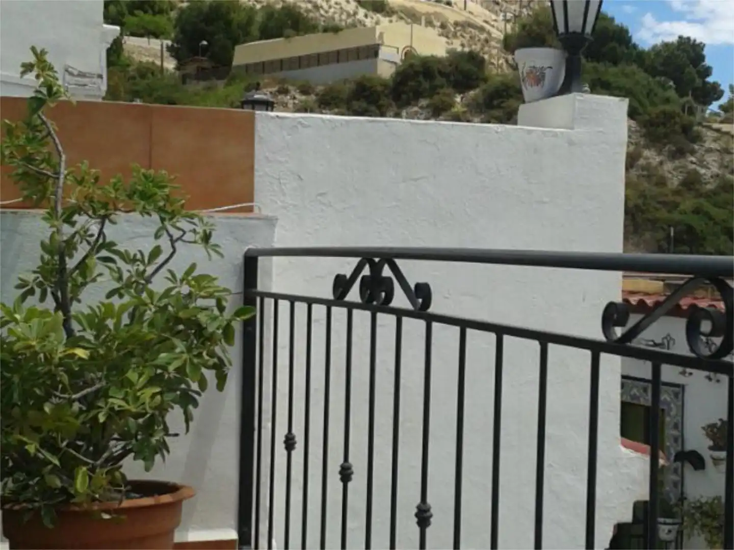 Casa adosada en venda a Calle San Antonio, 25, Casco Antiguo - Sta. Cruz - Ayuntamiento Terrassa de Casa adosada en venda en Alicante / Alacant amb Aire condicionat, Calefacció i Terrassa