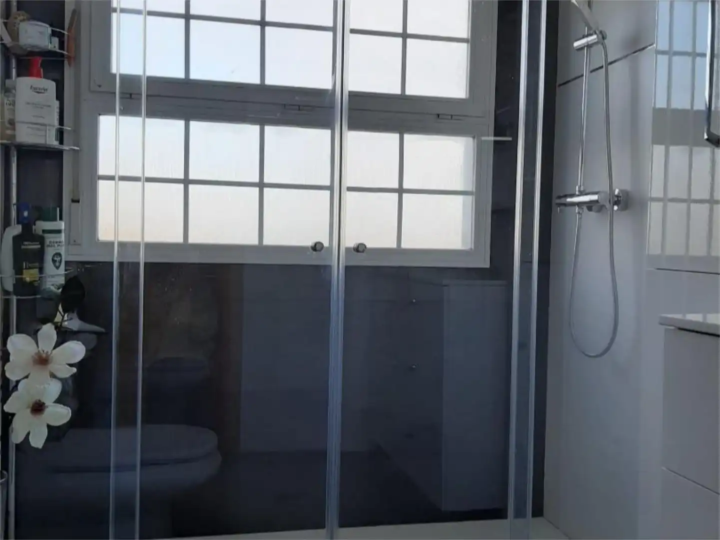 Casa o chalet en venta en Camino Molino del Rey, 26, Casetas - Villarrapa Baño de Casa o chalet en venta en Zaragoza Capital con Terraza, Piscina y Balcón
