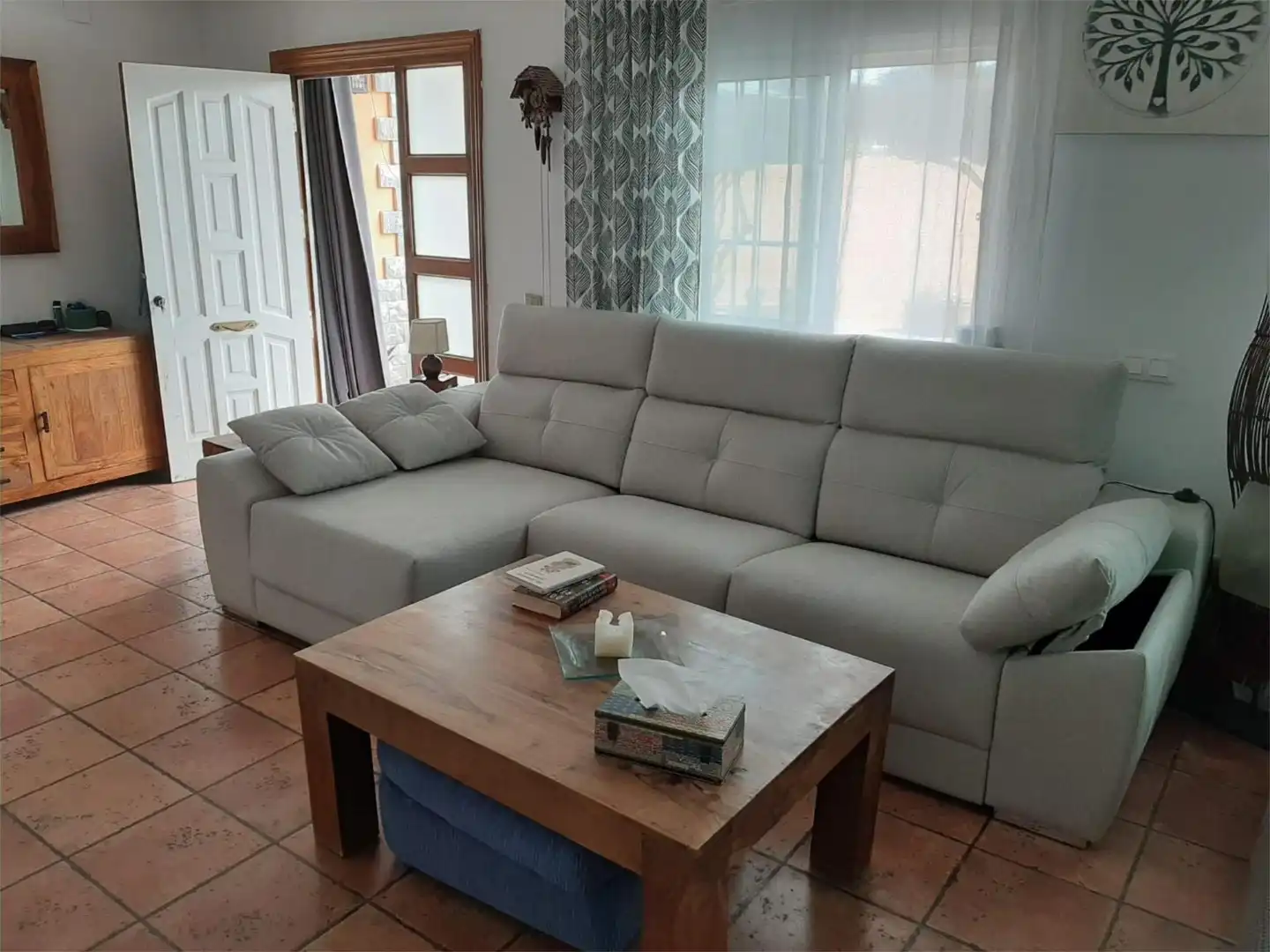 Casa o chalet en venta en Camino Molino del Rey, 26, Casetas - Villarrapa Sala de estar de Casa o chalet en venta en Zaragoza Capital con Terraza, Piscina y Balcón