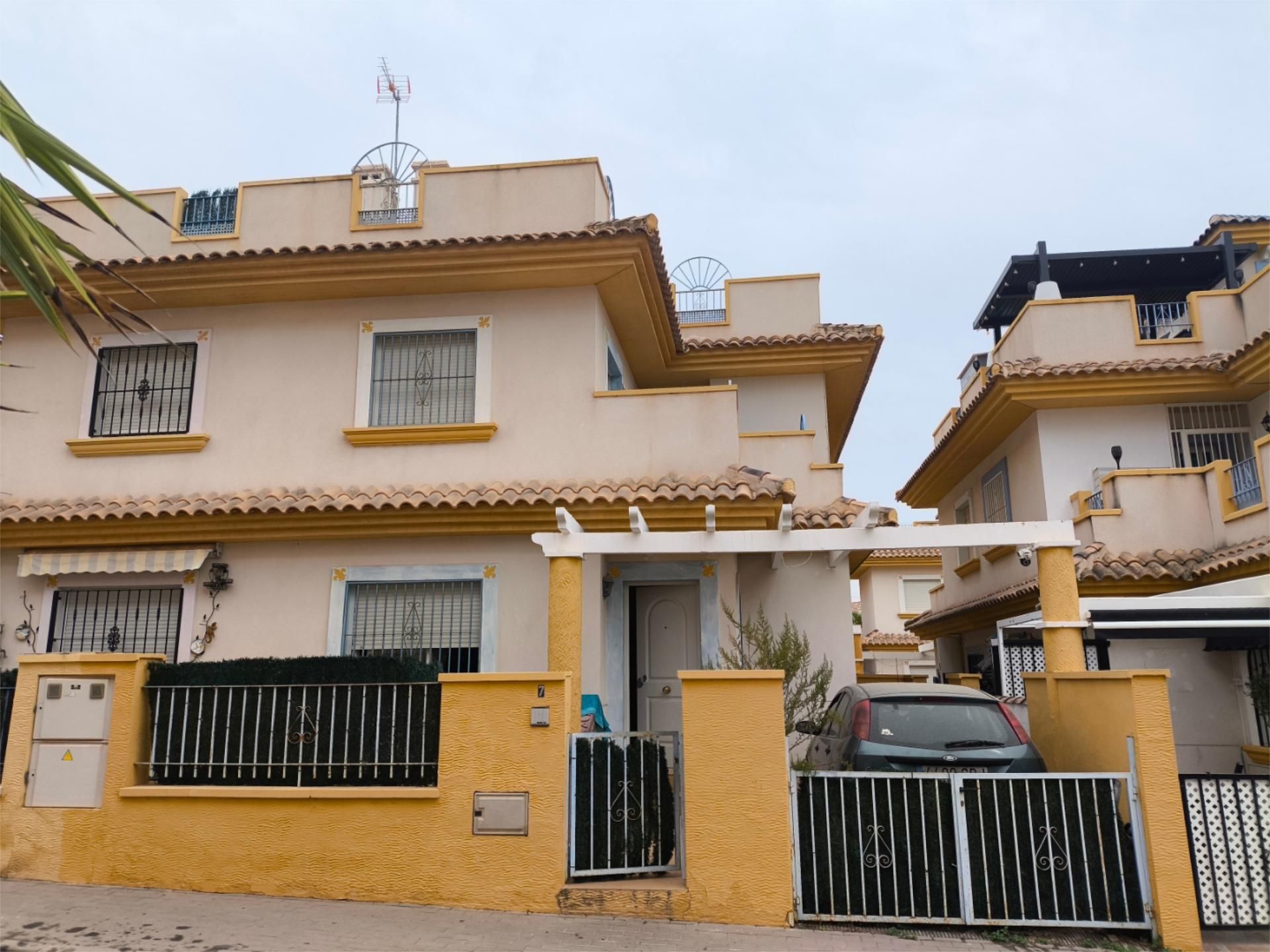 Exterior view of House or chalet for sale in  Murcia Capital  with Air Conditioner, Private garden and Terrace