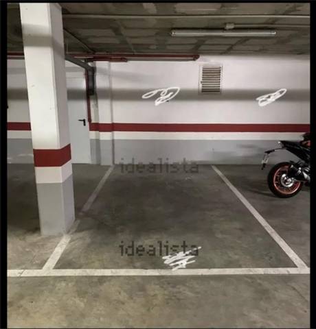 Garaje en Alquiler en Calle San Ignacio, 16 en La Calzada - La Florida