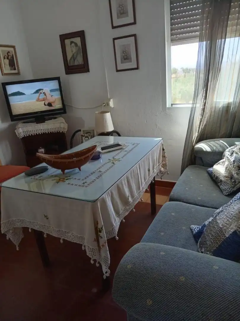 Pis en venda a Rosal de la Frontera Menjador de Pis en venda en Rosal de la Frontera amb Moblat, Forn i Balcó