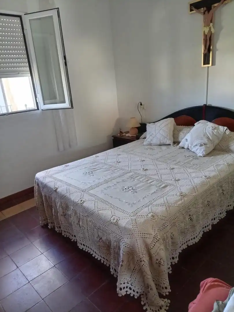 Pis en venda a Rosal de la Frontera Dormitori de Pis en venda en Rosal de la Frontera amb Moblat, Forn i Balcó