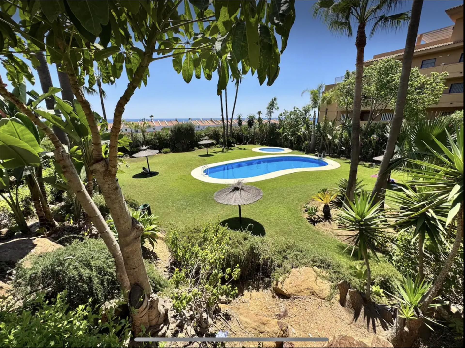 Jardí de Pis de lloguer en Manilva amb Aire condicionat i Terrassa