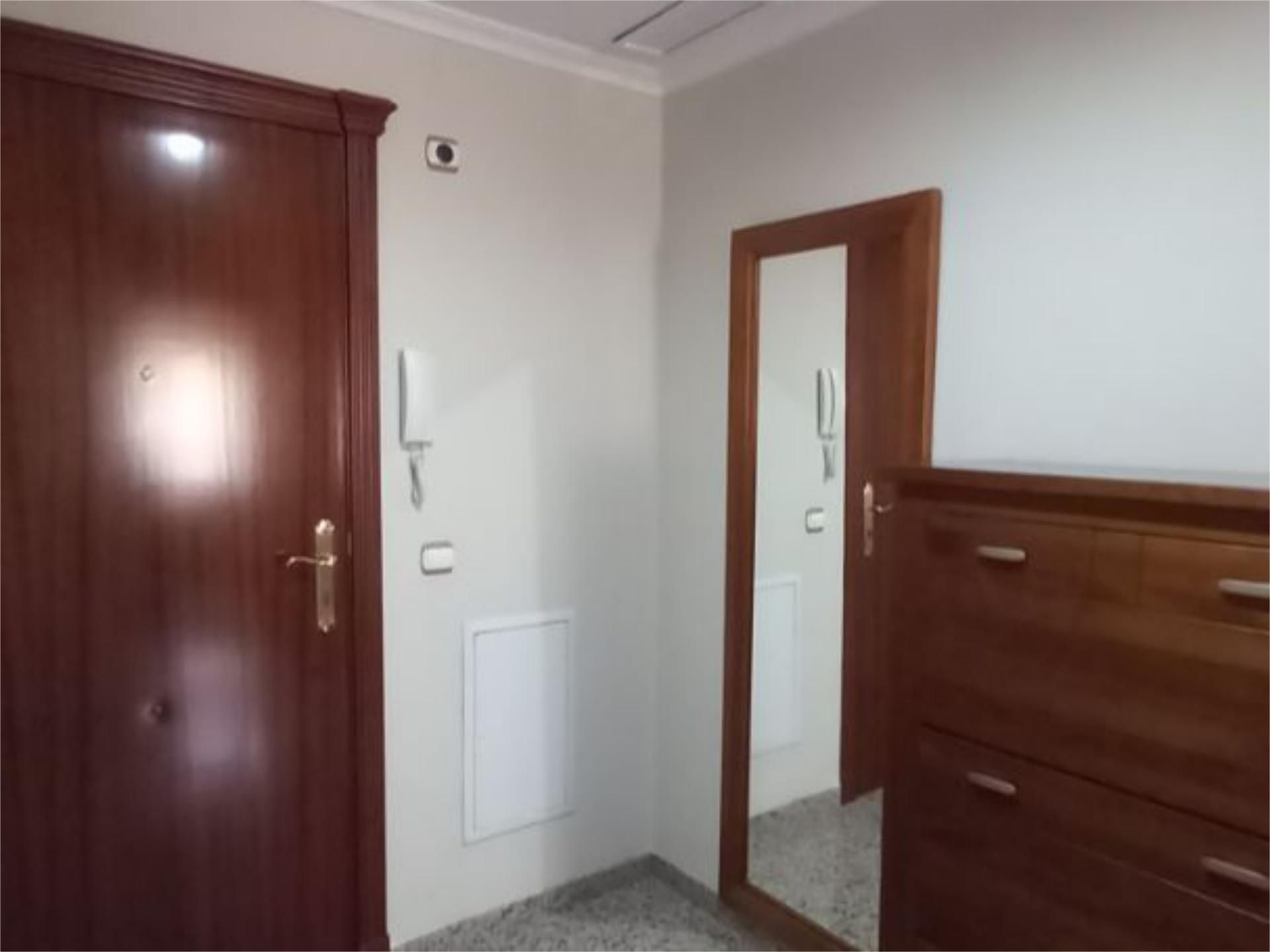 Flat for sale in Linares  with Air Conditioner