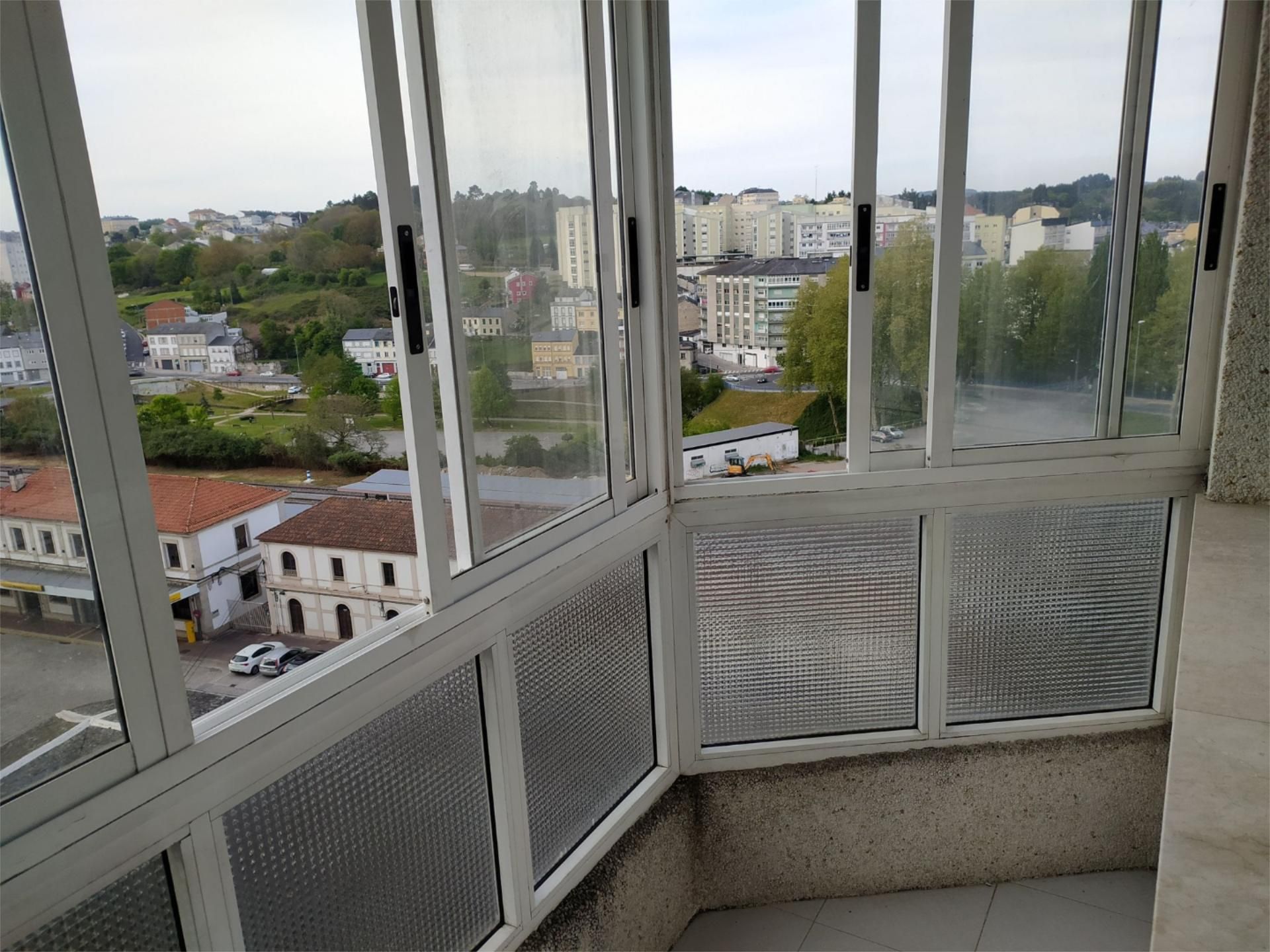 Terraza de Piso en venta en Lugo Capital con Calefacción, Parquet y Amueblado