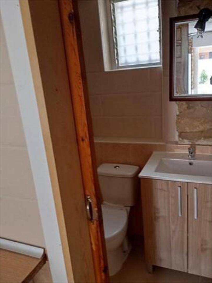 Baño de Estudio de alquiler en Alicante / Alacant con Jardín privado, Terraza y Amueblado