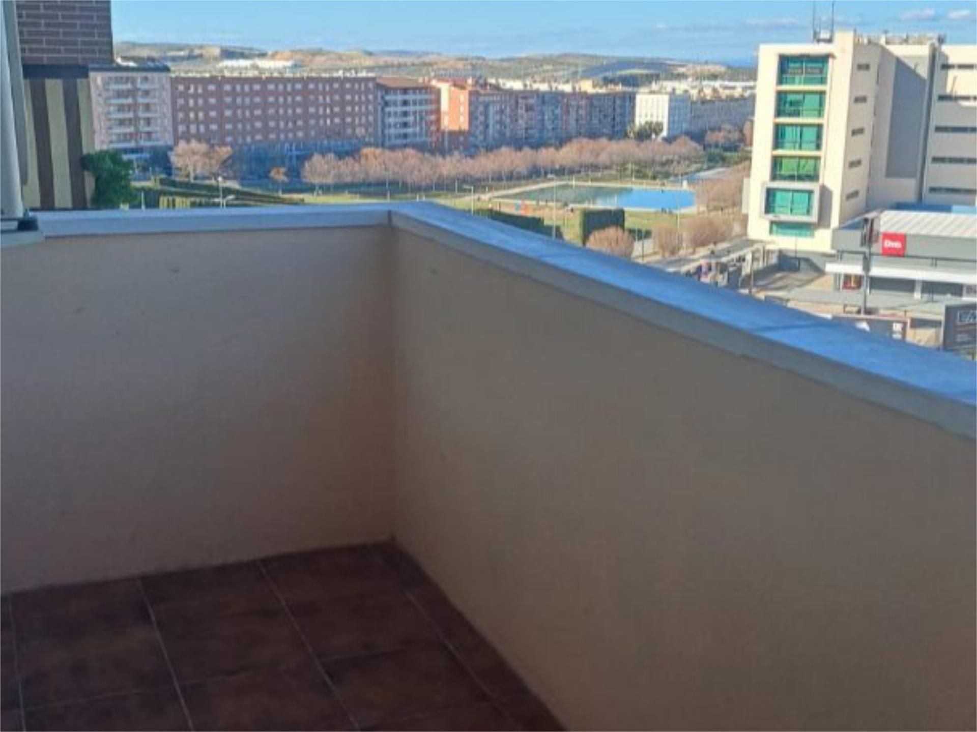 Terrassa de Pis en venda en  Jaén Capital amb Aire condicionat, Calefacció i Terrassa