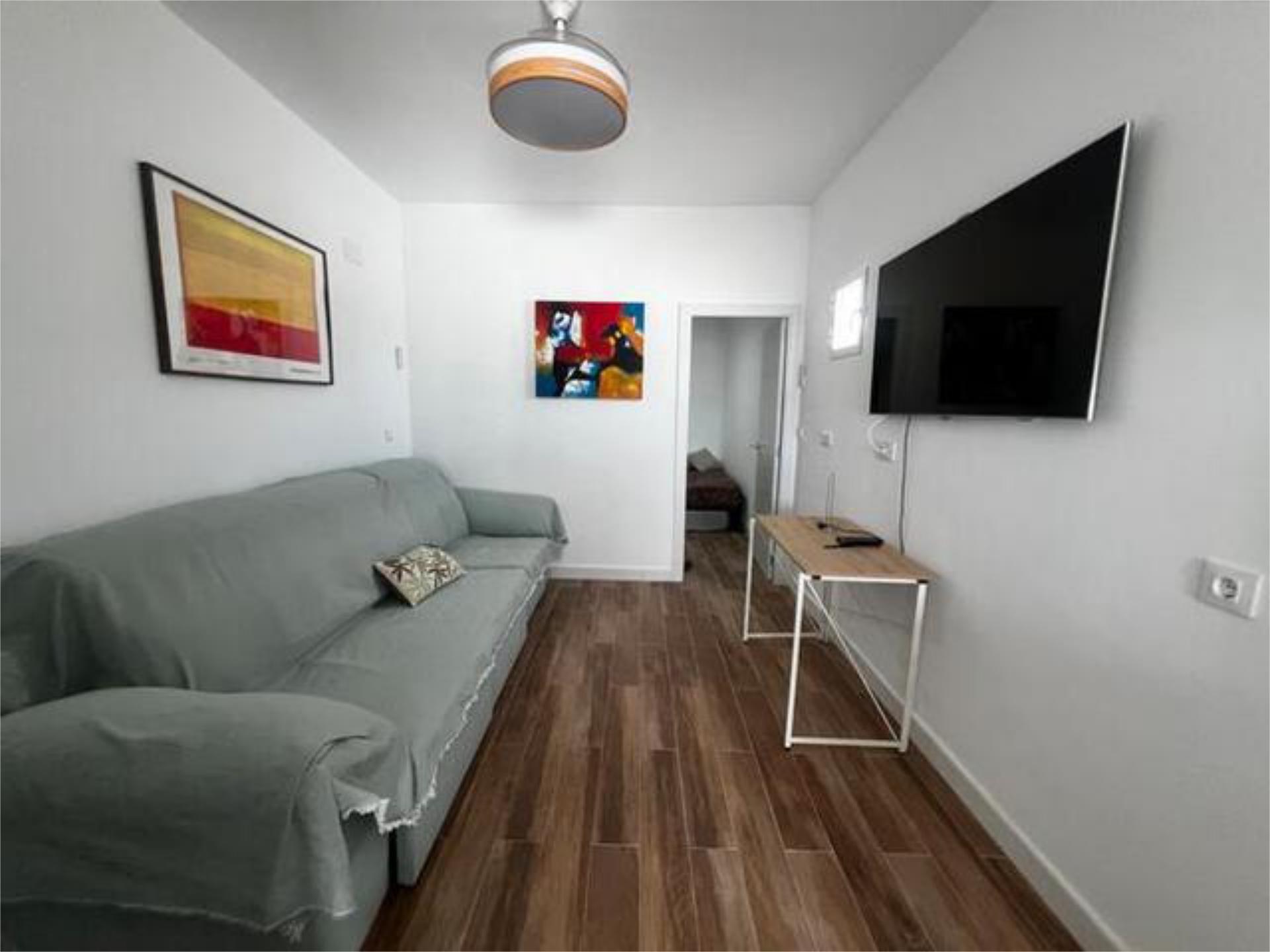Sala de estar de Apartamento de alquiler en Algeciras con Terraza y Amueblado