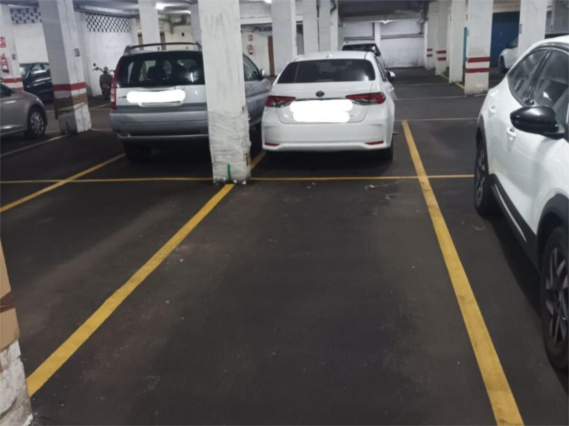 Parking of Garage to rent in  Córdoba Capital