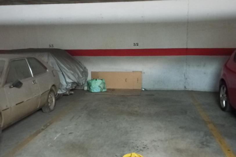 Garatge en venda a Calle Poseidon, 6, Nueva Torrequebrada, Málaga - imatge 1 Foto 1 de Garatge en venda a Calle Poseidon, 6, Nueva Torrequebrada, Málaga