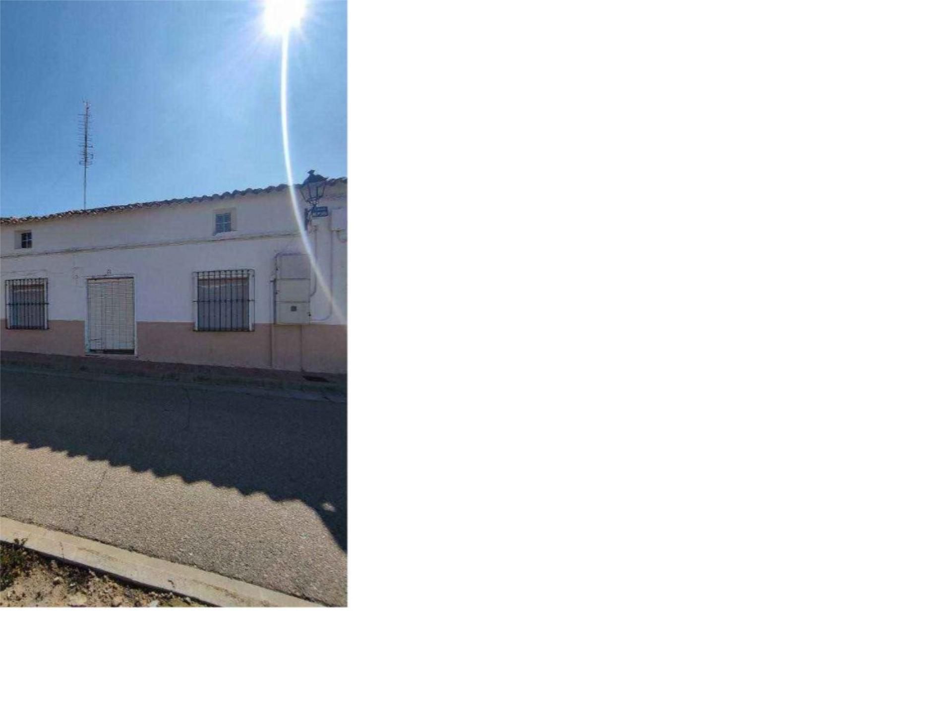 Vista exterior de Casa o xalet en venda en Higueruela amb Traster i Moblat