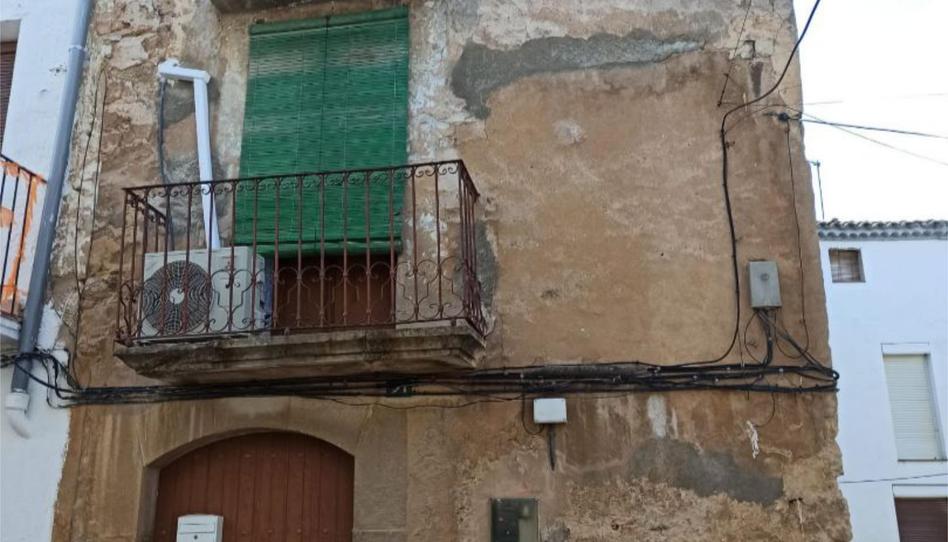 Foto 1 de Casa adosada en venda a Carrer Garites, 19, Riba-roja d'Ebre, Tarragona
