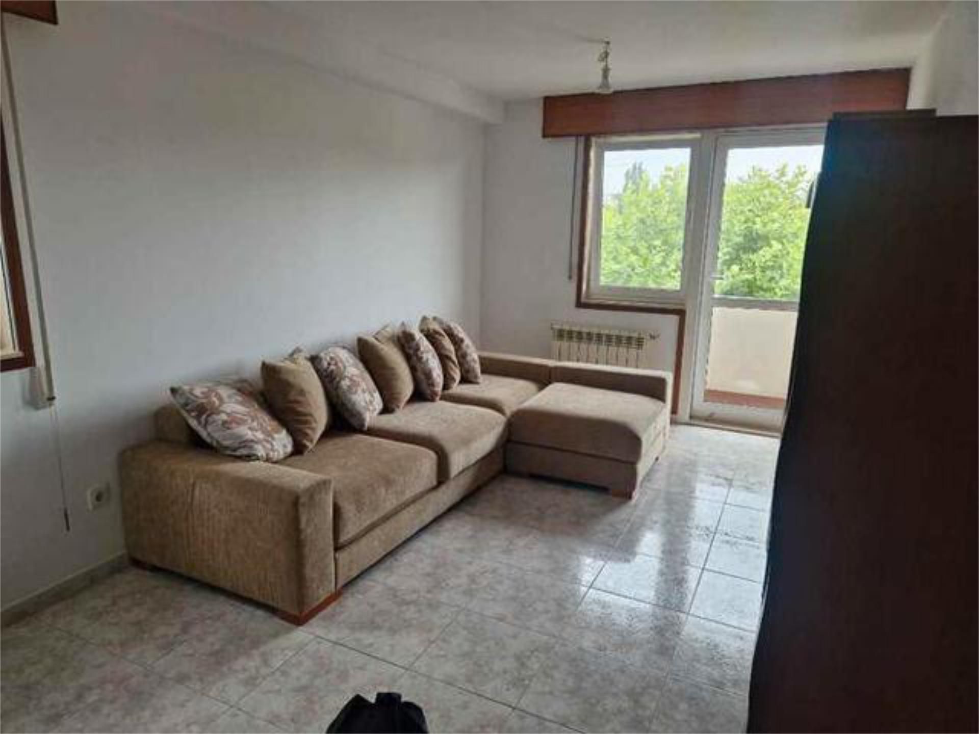 Living room of Flat to rent in Santiago de Compostela   with Terrace, Storage room and Furnished