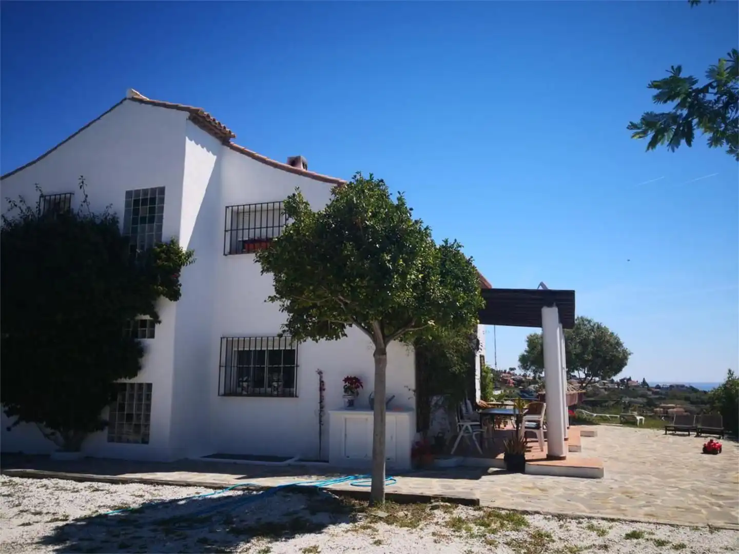 Houses for sale in Diseminado Bujeo Valeriano, 11, Los Llanos Garden of Houses for sale in Estepona with Terrace, Swimming Pool and Balcony