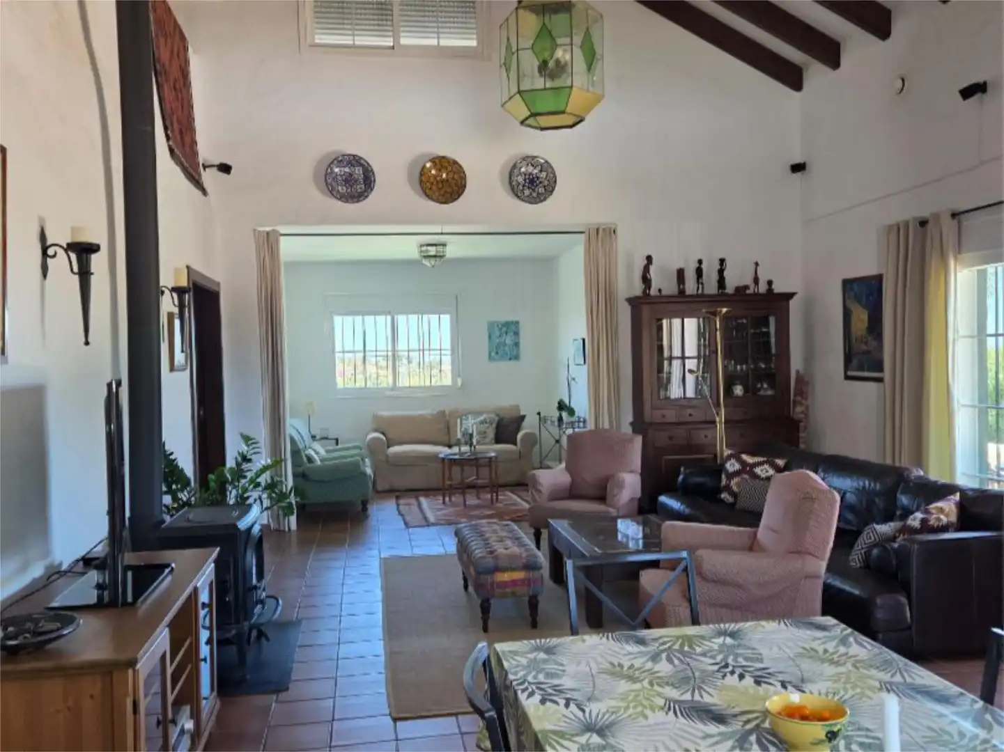 Houses for sale in Diseminado Bujeo Valeriano, 11, Los Llanos Living room of Houses for sale in Estepona with Terrace, Swimming Pool and Balcony