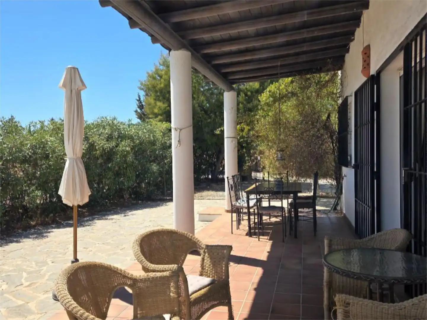 Houses for sale in Diseminado Bujeo Valeriano, 11, Los Llanos Terrace of Houses for sale in Estepona with Terrace, Swimming Pool and Balcony