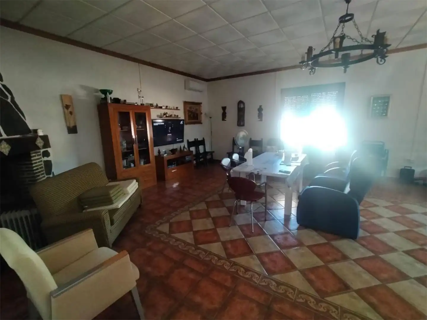 Country house zum Verkauf in Carretera de la Estación, 32, Marmolejo Wohnzimmer von Country house zum Verkauf in Marmolejo mit Klimaanlage, Terrasse und Schwimmbad