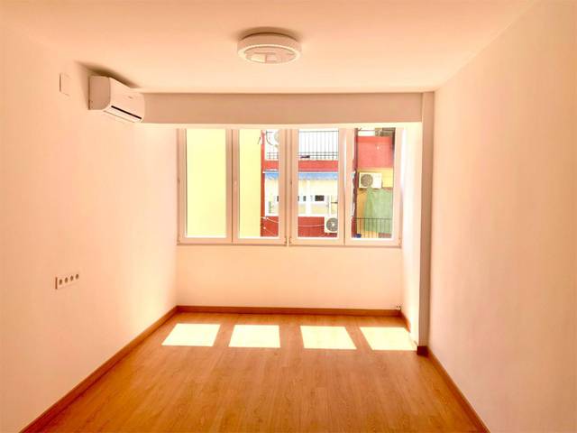 Piso en Venta en Calle Béjar, 10 en Pla de Bon Repós