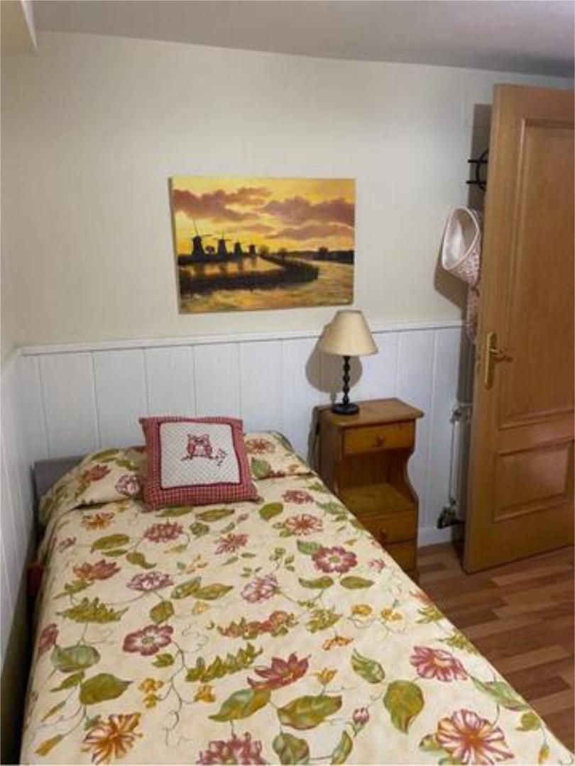 Dormitori de Apartament de lloguer en Collado Villalba amb Calefacció, Jardí privat i Piscina