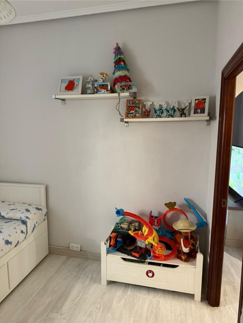 Bedroom of Flat for sale in Valle de Trápaga-Trapagaran  with Balcony