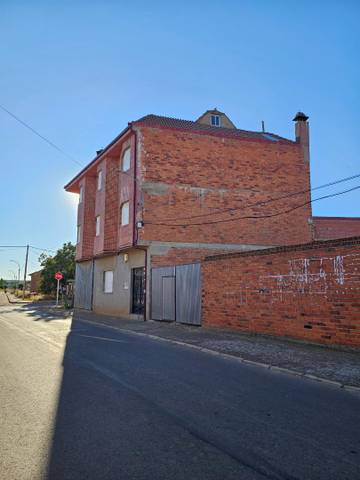Casa adosada en Venta en Travesia San Martin, 4 en Quintana del Marco