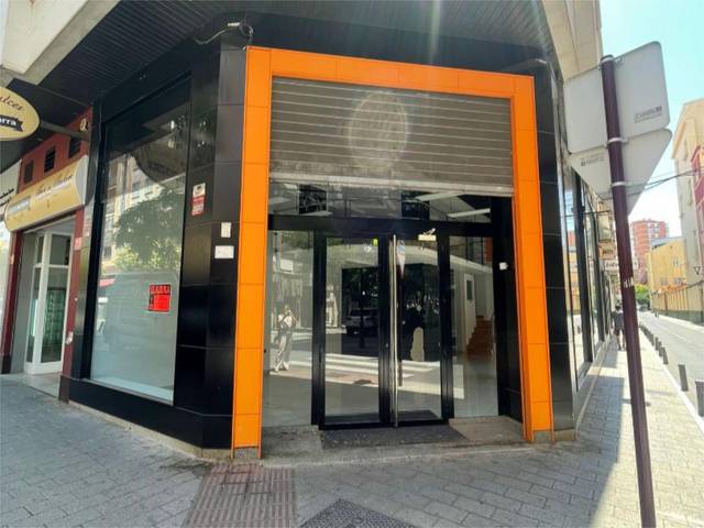 Local comercial en Alquiler en Calle Nueva, 25 en Carretas - Pajarita