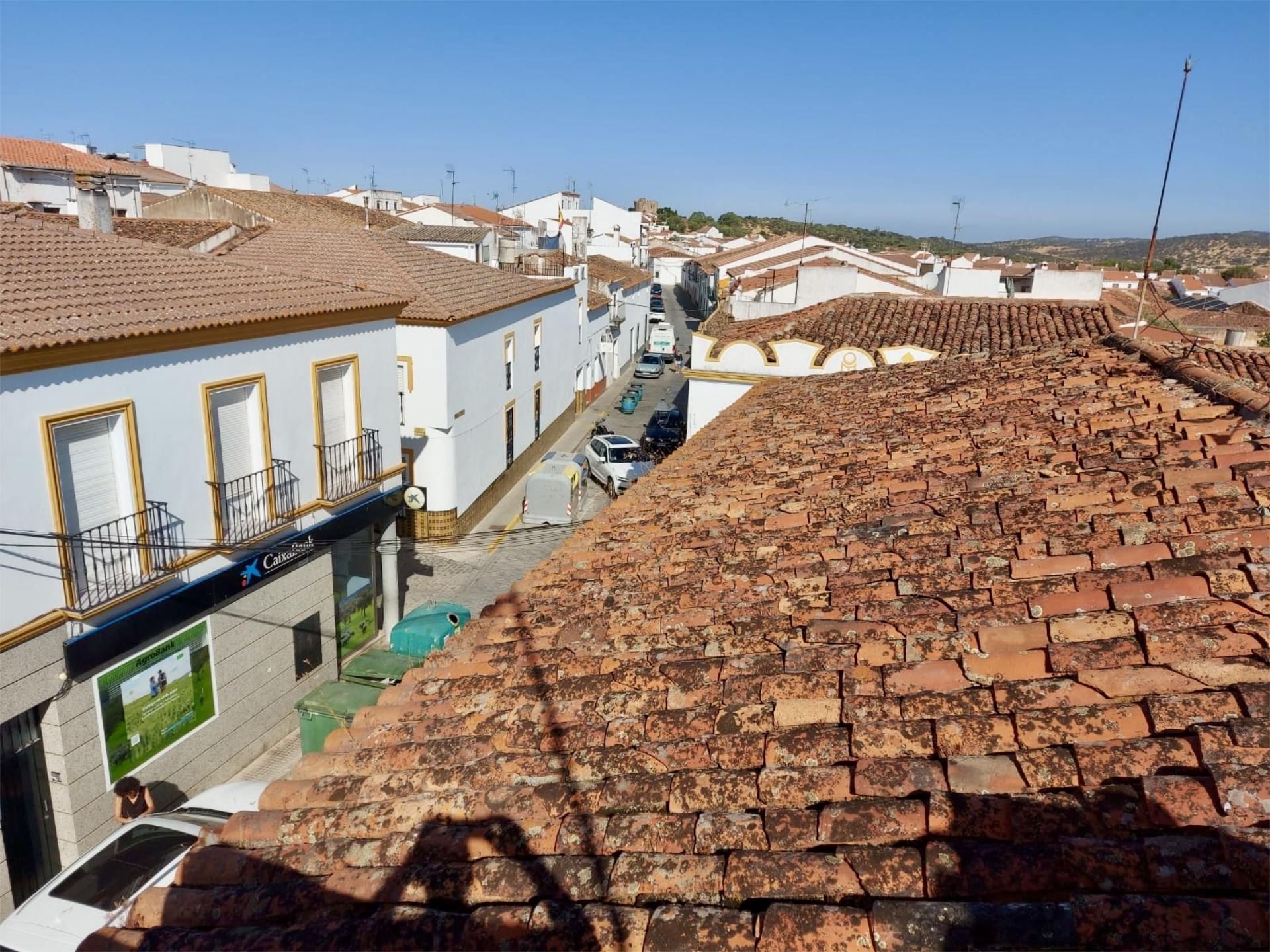 Vista exterior de Casa adosada en venda en Encinasola amb Terrassa, Traster i Moblat