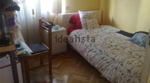Photo 5 of Flat to share in Calle de Ramón Azorín, 1, Los Cármenes, Madrid