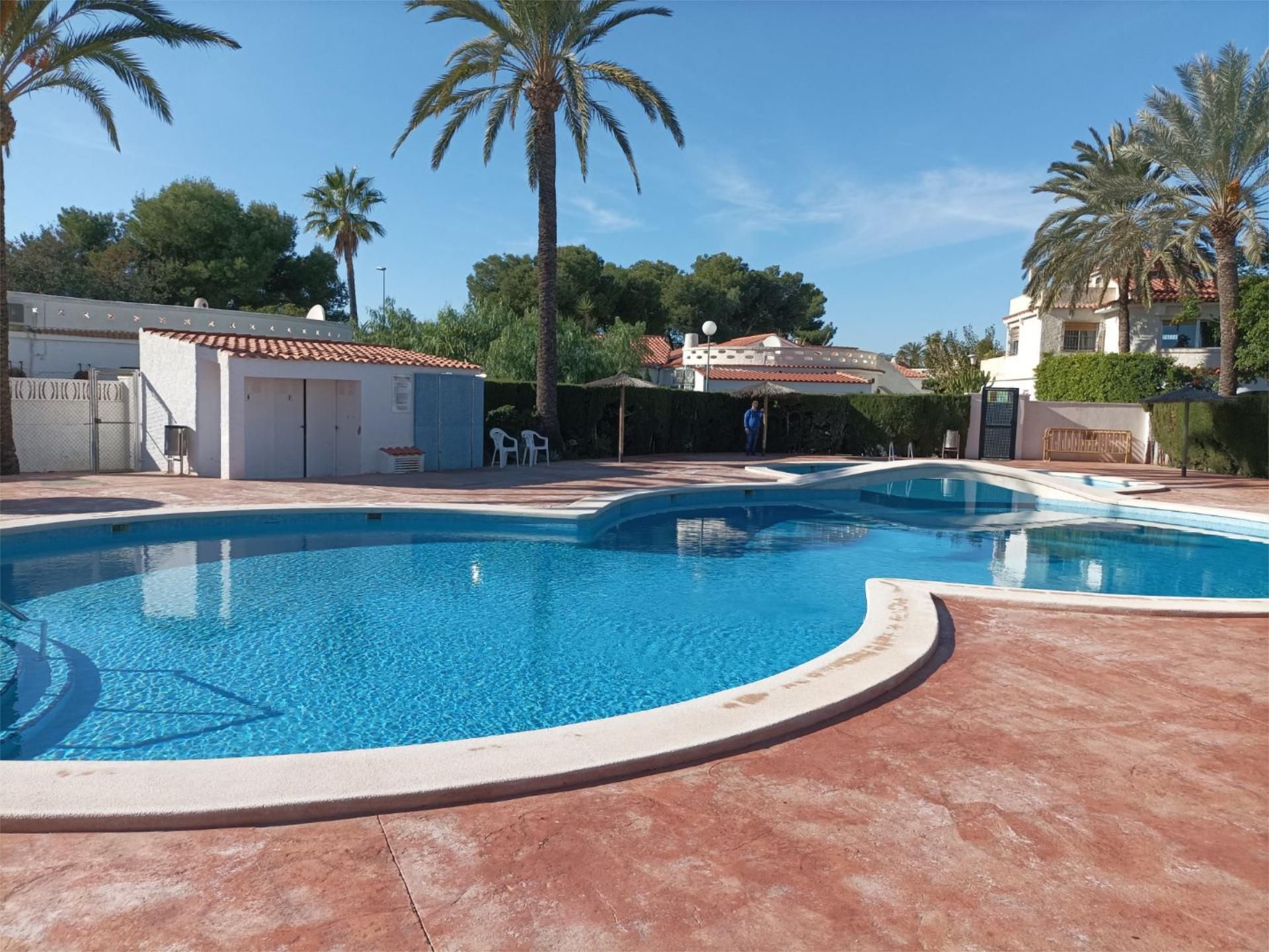 Piscina de Casa o chalet en venta en El Campello con Aire acondicionado y Terraza