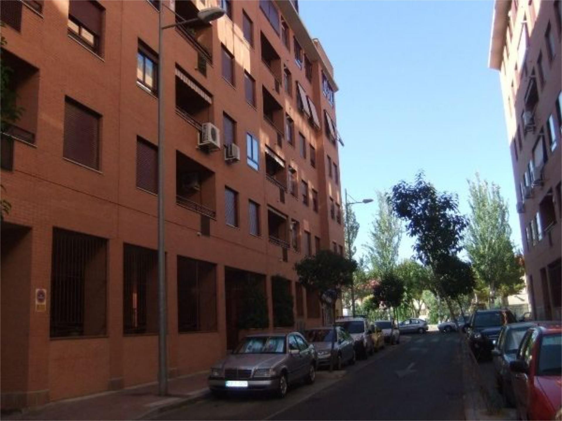 Exterior view of Flat for sale in Parla  with Air Conditioner, Heating and Video intercom