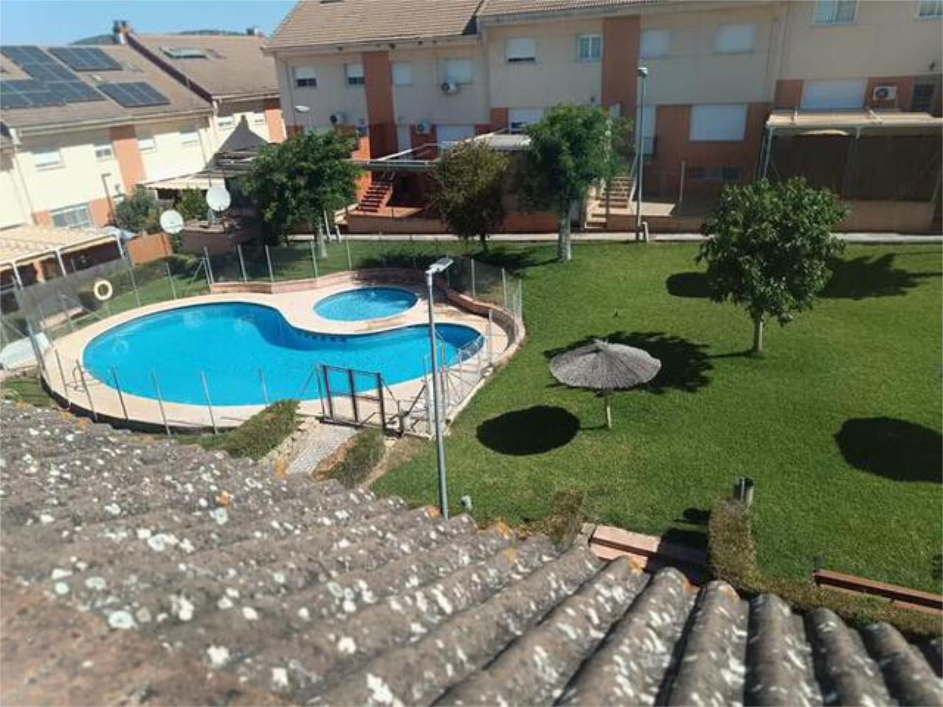 Piscina de Casa o chalet de alquiler en Mérida con Calefacción, Jardín privado y Terraza