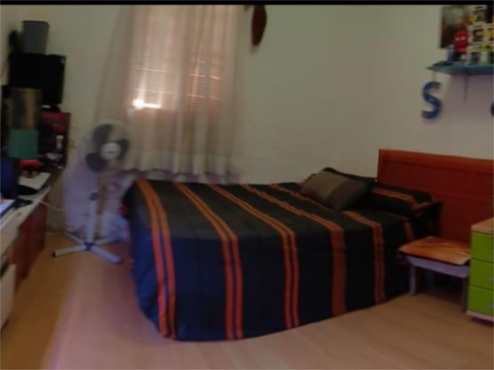 Bedroom of Flat for sale in  Madrid Capital  with Private garden, Parquet flooring and Storage room