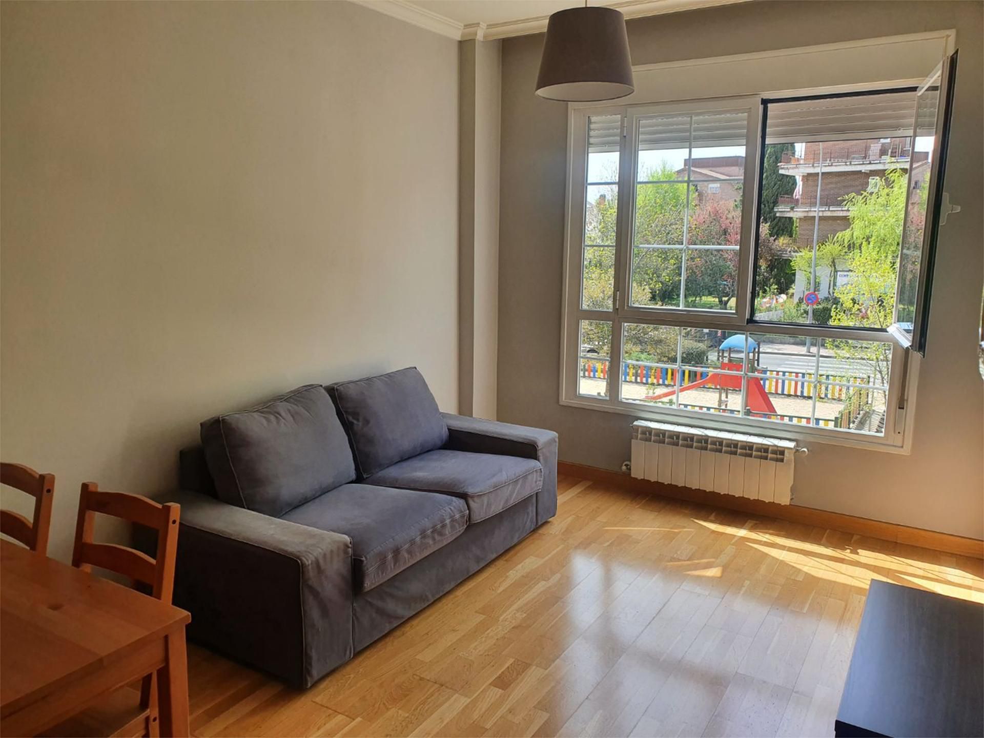 Sala de estar de Piso de alquiler en Collado Villalba con Calefacción, Parquet y Trastero