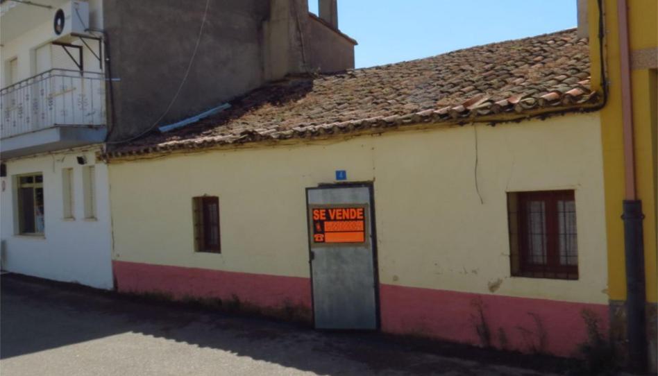 Casa o chalet en venta en Calle Nemesio Martin, 44, Andavías, Zamora - imagen 1 Foto 1 de Casa o chalet en venta en Calle Nemesio Martin, 44, Andavías, Zamora