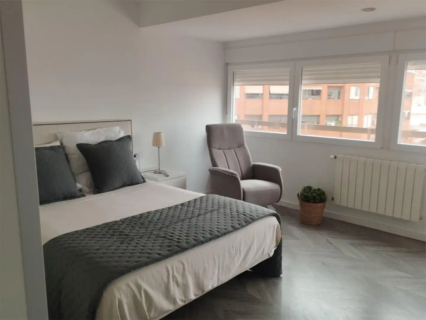 Room in Carrer d'Amadeu de Savoia, 19, Mestalla Room in Carrer d'Amadeu de Savoia, 19, Mestalla