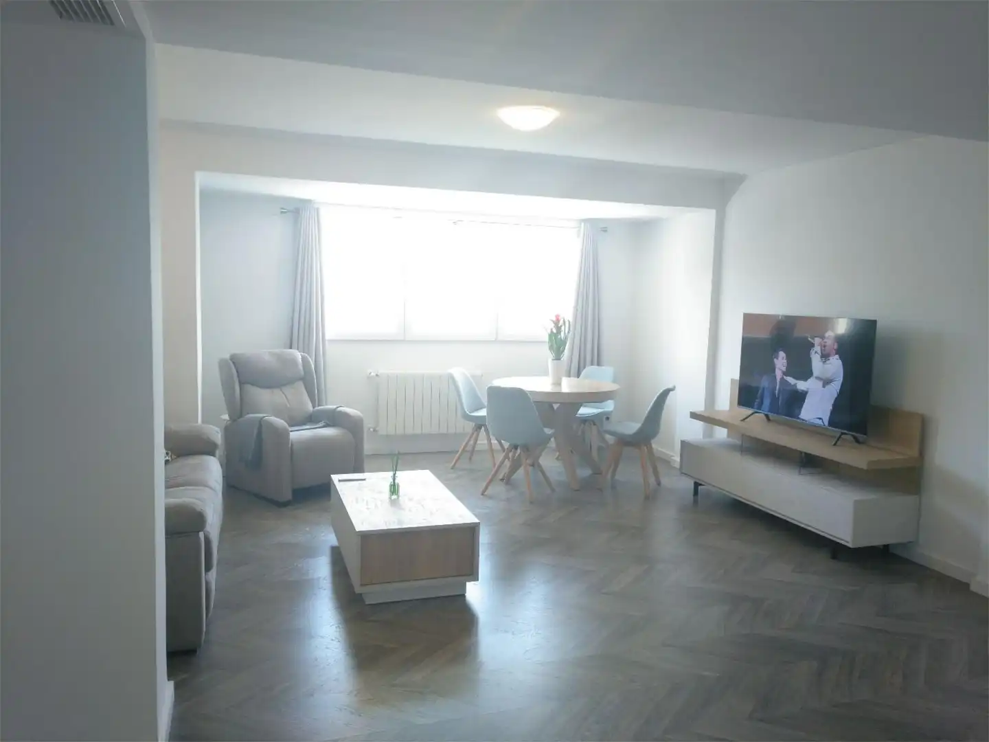 Room in Carrer d'Amadeu de Savoia, 19, Mestalla Room in Carrer d'Amadeu de Savoia, 19, Mestalla