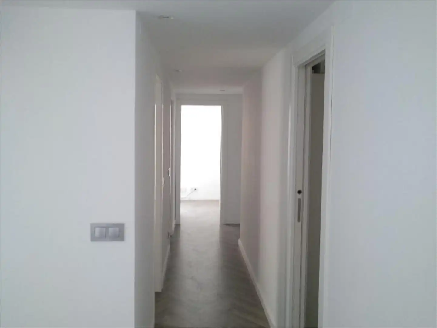 Room in Carrer d'Amadeu de Savoia, 19, Mestalla Flat for share in Valencia with Air Conditioner, Heating and Parquet flooring
