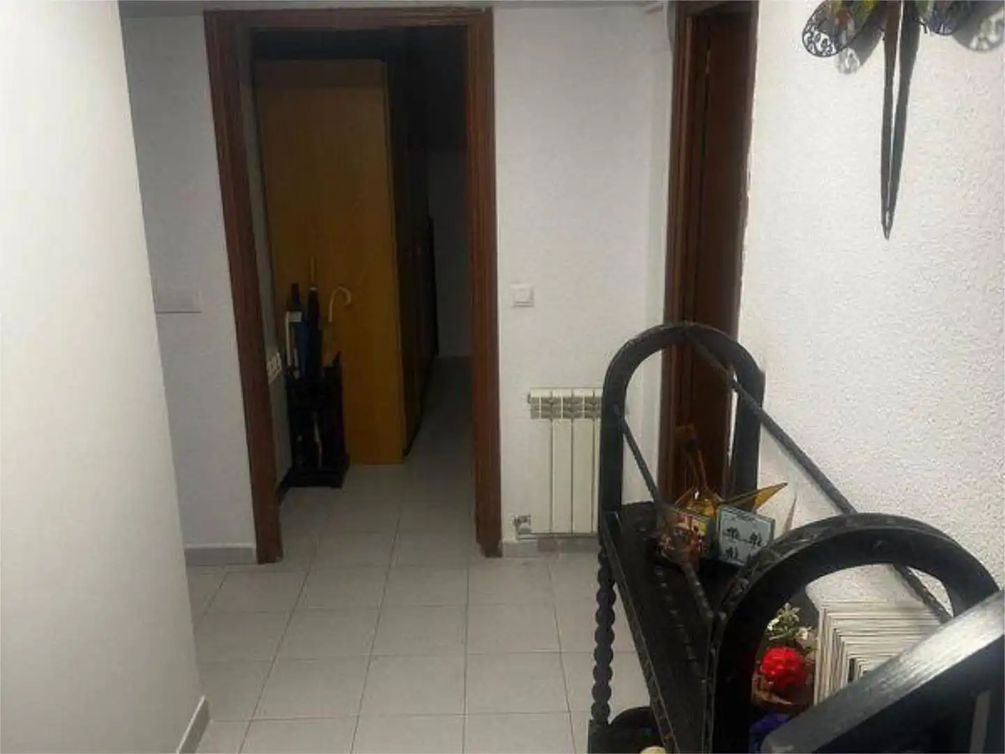Room in Calle de Virgen de los Reyes, 25, Concepción Flat for share in Madrid with Heating and Furnished