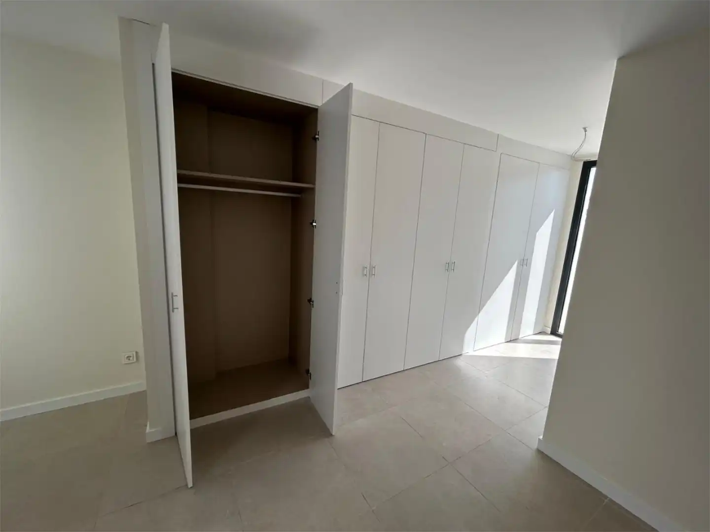 Flat for sale in Calle Pagés del Corro, Triana Este Bedroom of Flat for sale in Sevilla with Air Conditioner, Heating and Private garden