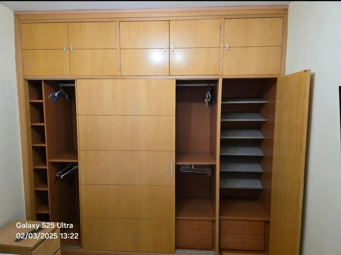 Schlafzimmer von Wohnung zum Verkauf in  Sevilla Capital mit Klimaanlage und Balkon