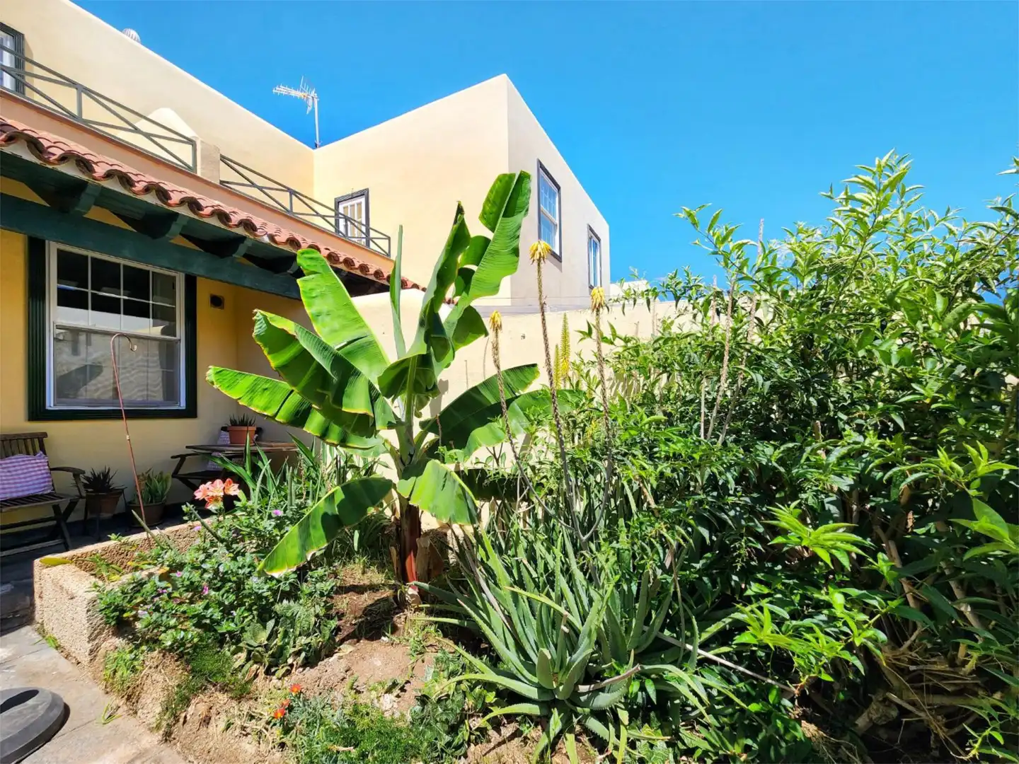 Wohnung zum Verkauf in Calle Astron, 58, Las Rosas Garten von Wohnung zum Verkauf in Arona mit Terrasse und Balkon