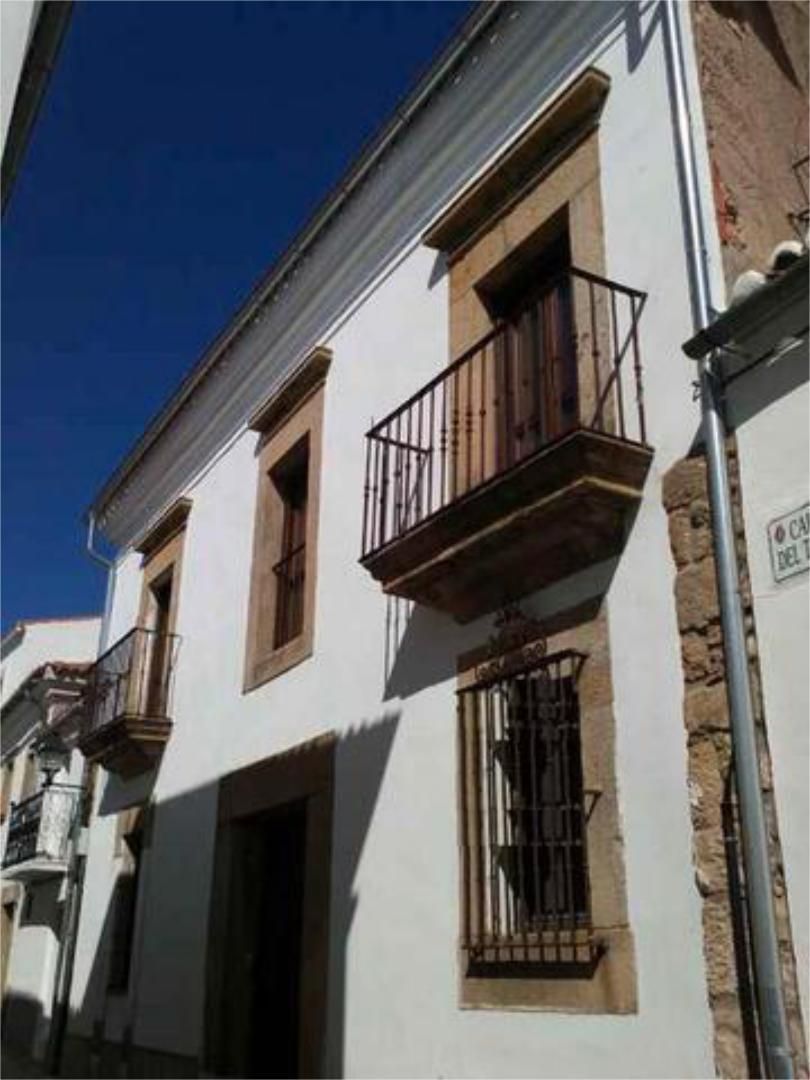 Exterior view of Apartment to rent in Valencia de Alcántara