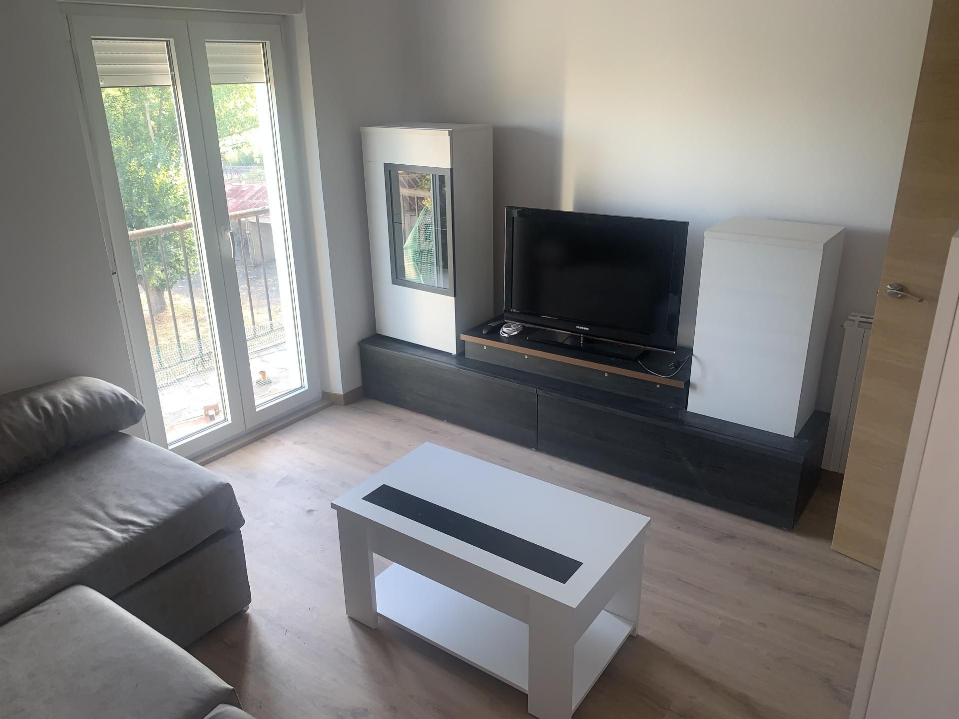 Living room of Flat to rent in León Capital   with Heating, Parquet flooring and Furnished