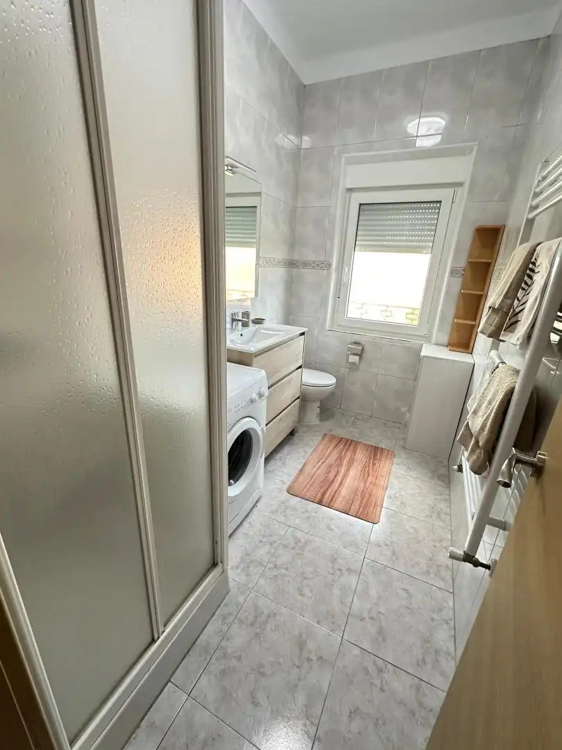 Wohnung zur Miete in Avenida Fernández Ladreda, 73, La Lastra Wohnung zur Miete in Avenida Fernández Ladreda, 73, La Lastra